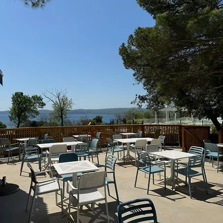 Holiday home Mobile Selce